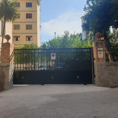 فيلا Doralice Comfort House Free Private Parking ساليرنو المظهر الخارجي الصورة